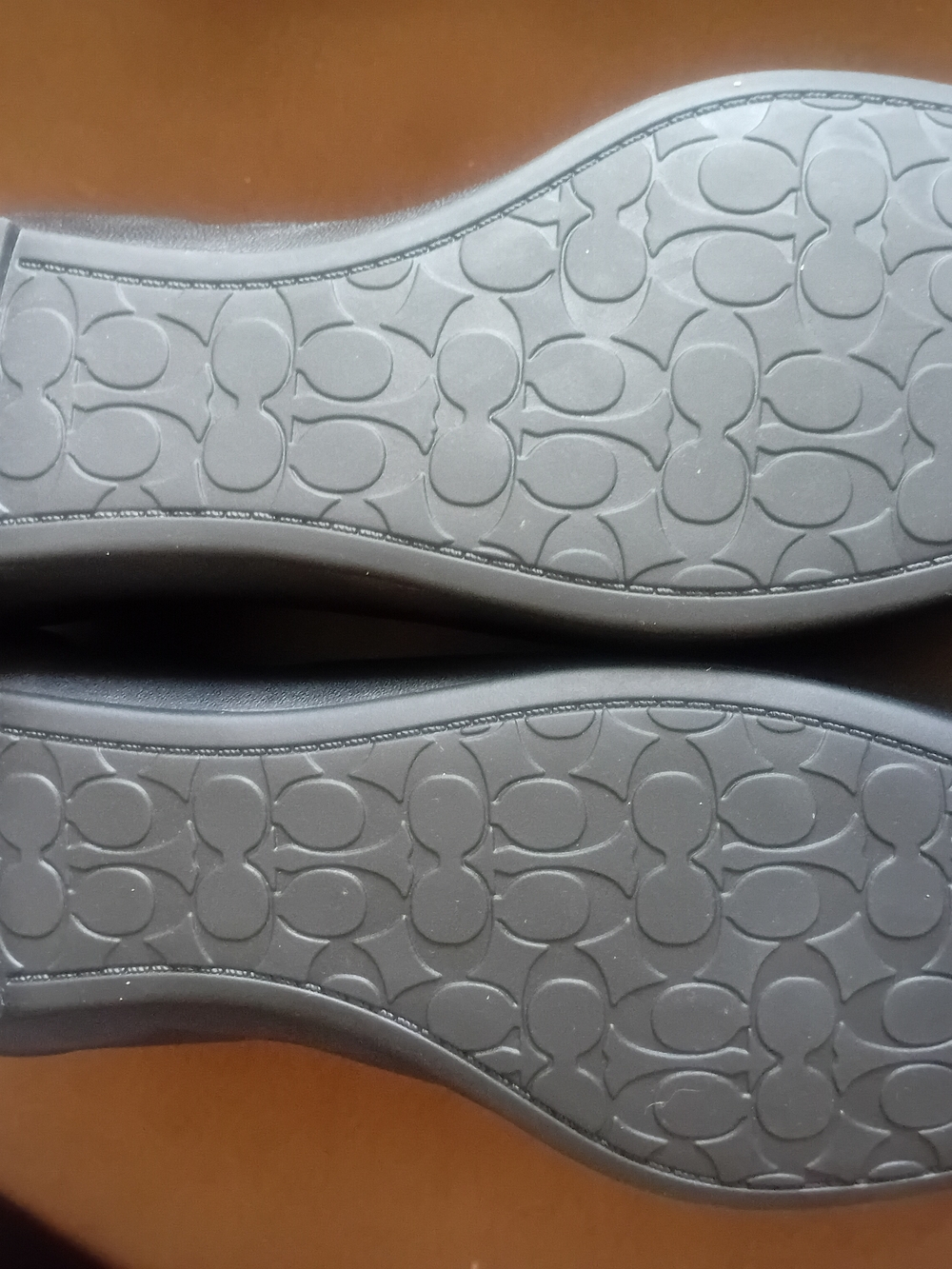 COACH Women's Black Leather Ballet Flats with Gold Hardware - Picture 5 of 6